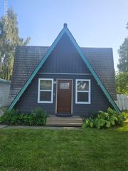 724 W 72nd Avenue, Anchorage, AK 99518