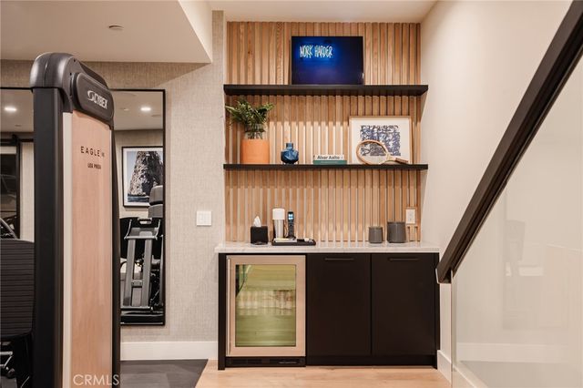 3203 Vista Drive, Manhattan Beach, CA 90266