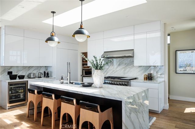 3203 Vista Drive, Manhattan Beach, CA 90266