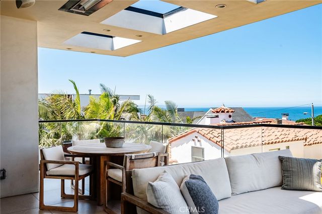 3203 Vista Drive, Manhattan Beach, CA 90266