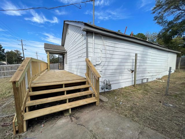 3240 N WATKINS ST, Memphis, TN 38127