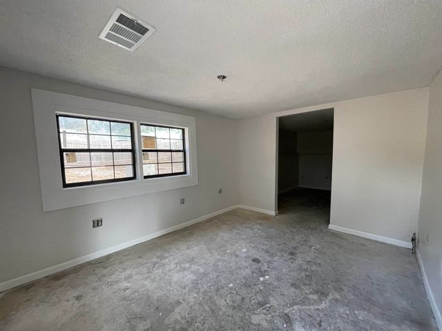 3240 N WATKINS ST, Memphis, TN 38127