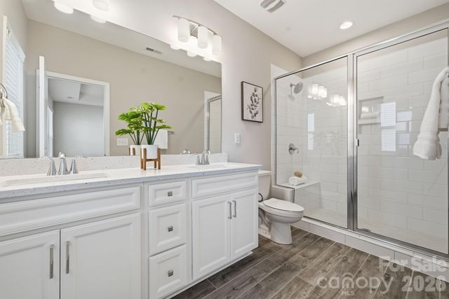 604 Tudor Park Way, Charlotte, NC 28211