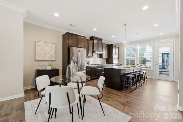 604 Tudor Park Way, Charlotte, NC 28211