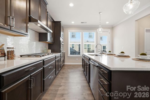 604 Tudor Park Way, Charlotte, NC 28211