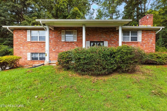 1713 Timberlane Circle, Knoxville, TN 37924