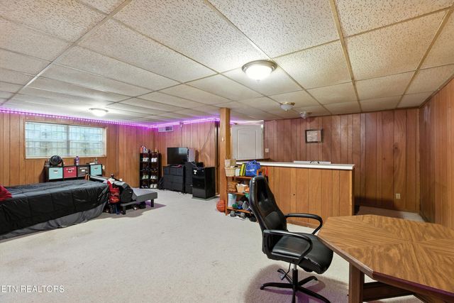 1713 Timberlane Circle, Knoxville, TN 37924