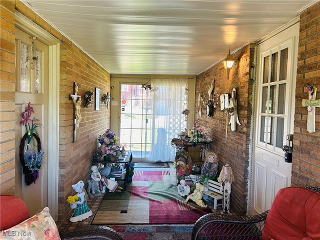 188 Columbus Way, Weirton, WV 26062