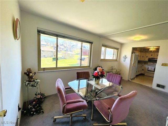 188 Columbus Way, Weirton, WV 26062