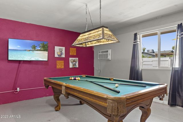 8308 E MINNEZONA Avenue, Scottsdale, AZ 85251