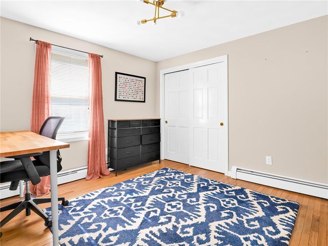 32 Hamlin Avenue, Warwick, RI 02889