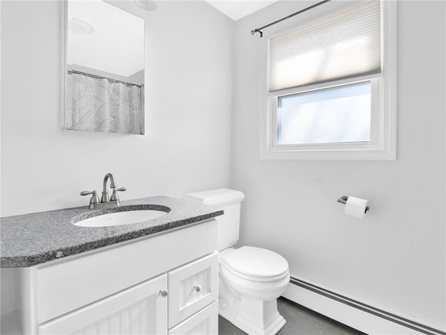 32 Hamlin Avenue, Warwick, RI 02889