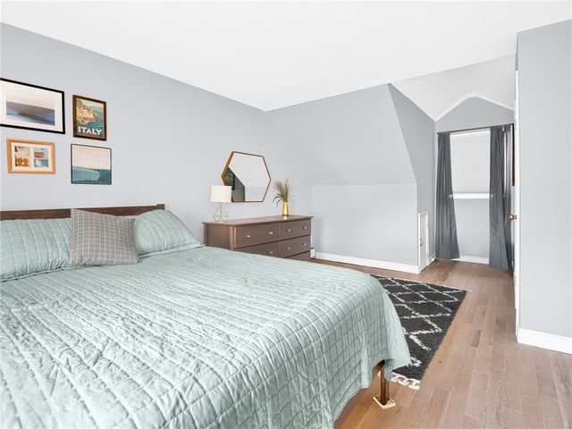 32 Hamlin Avenue, Warwick, RI 02889