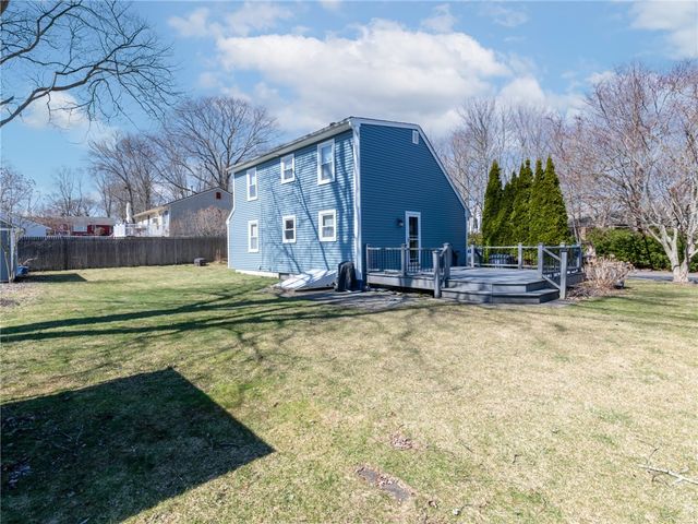 32 Hamlin Avenue, Warwick, RI 02889