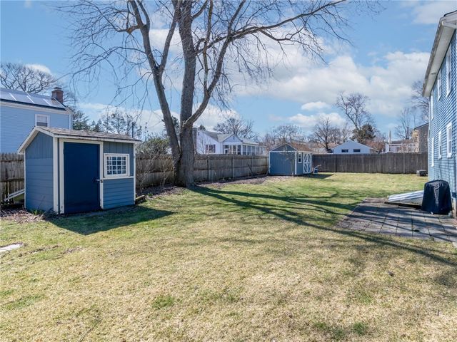 32 Hamlin Avenue, Warwick, RI 02889