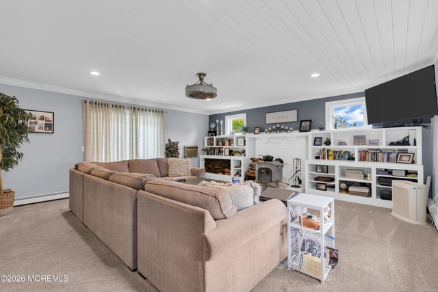 432 Prospect Avenue, Pine Beach, NJ 08741