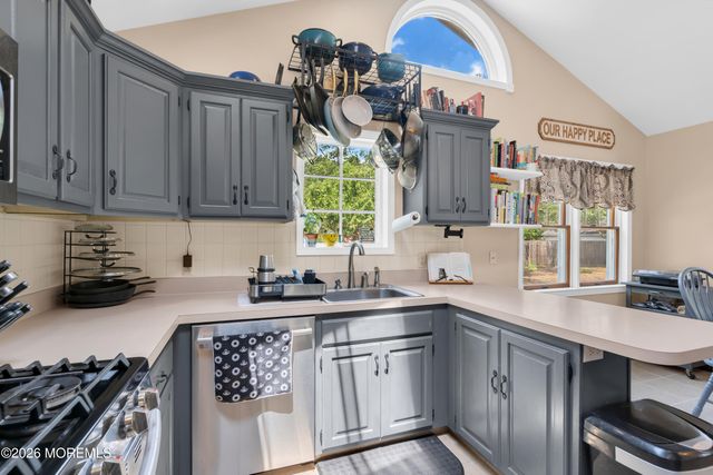 432 Prospect Avenue, Pine Beach, NJ 08741