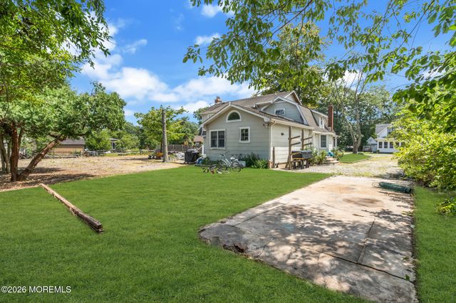 432 Prospect Avenue, Pine Beach, NJ 08741