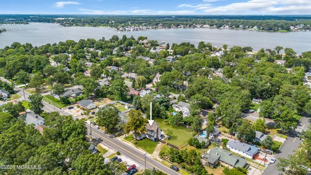 432 Prospect Avenue, Pine Beach, NJ 08741