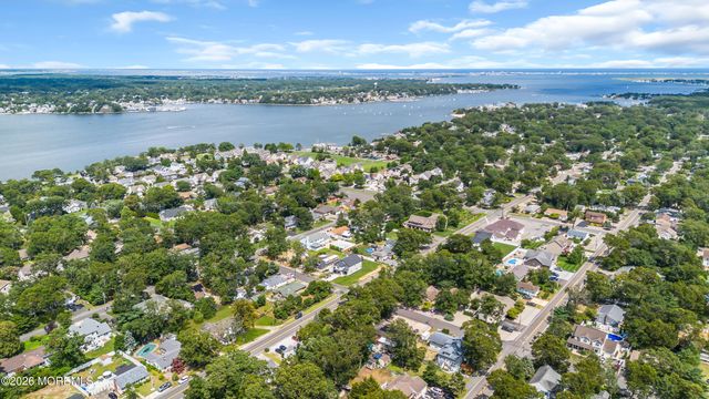 432 Prospect Avenue, Pine Beach, NJ 08741
