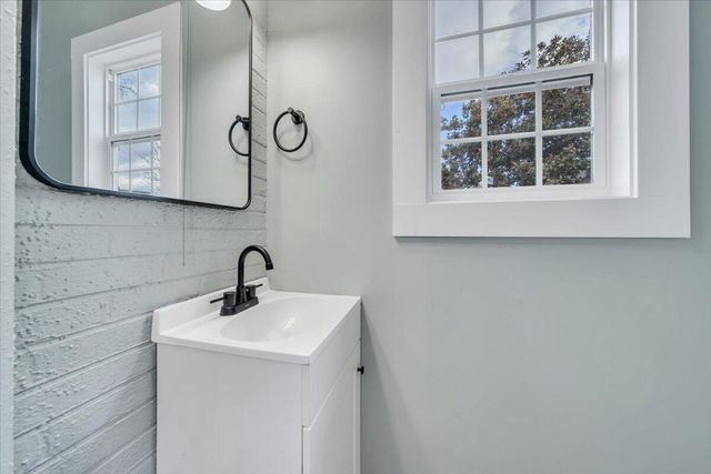 2608 Florida AVE, Roanoke, VA 24017