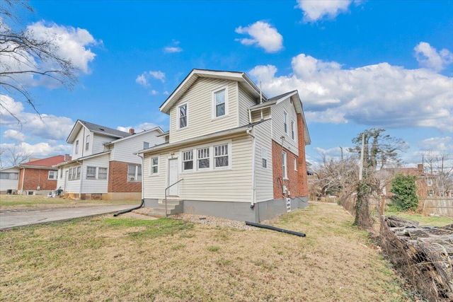 2608 Florida AVE, Roanoke, VA 24017