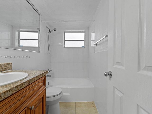 7220 SW 94th Pl G3, Miami, FL 33173