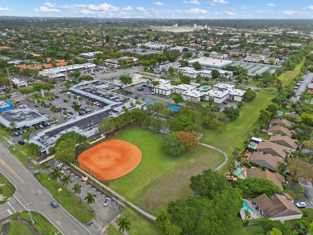 7220 SW 94th Pl G3, Miami, FL 33173