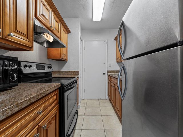 7220 SW 94th Pl G3, Miami, FL 33173