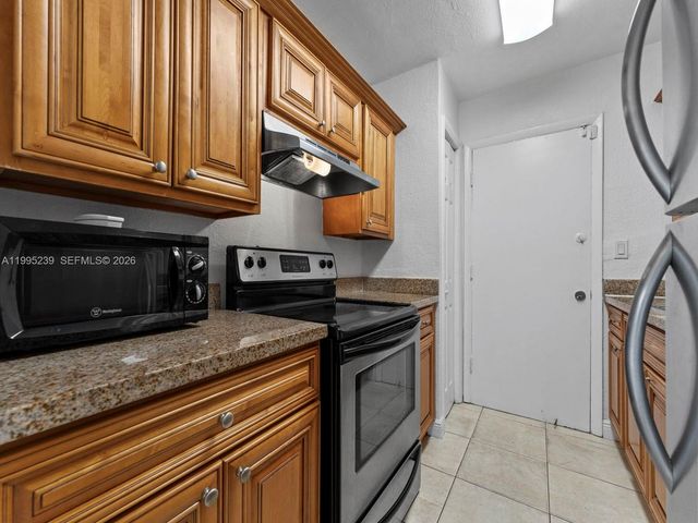 7220 SW 94th Pl G3, Miami, FL 33173