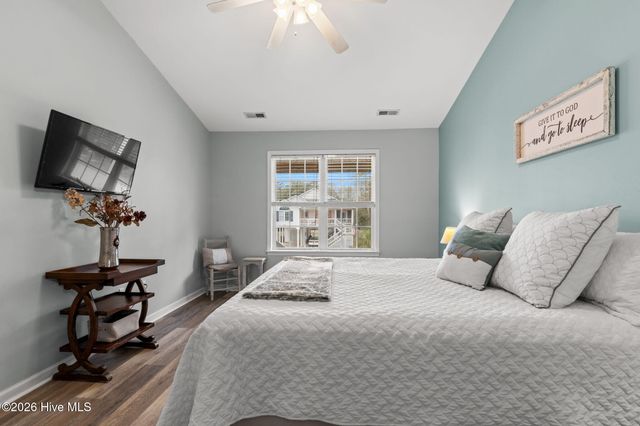 164 NW 12th Street, Oak Island, NC 28465