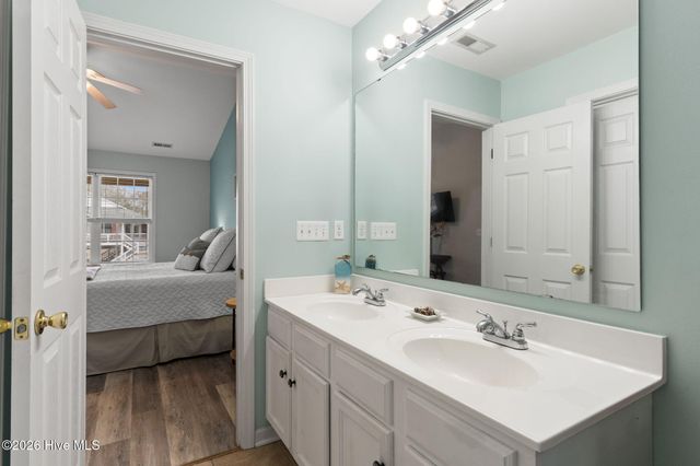 164 NW 12th Street, Oak Island, NC 28465