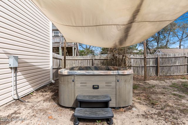 164 NW 12th Street, Oak Island, NC 28465