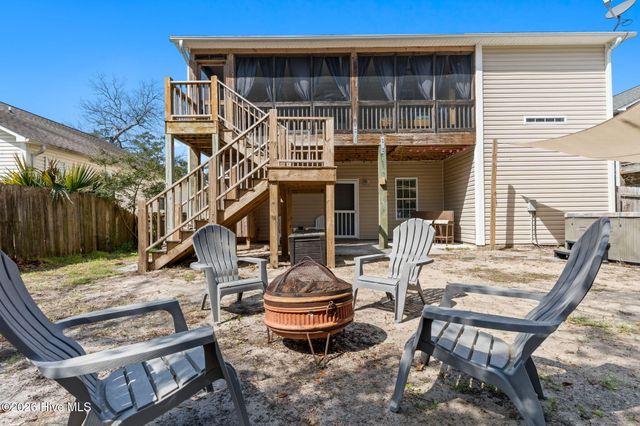 164 NW 12th Street, Oak Island, NC 28465
