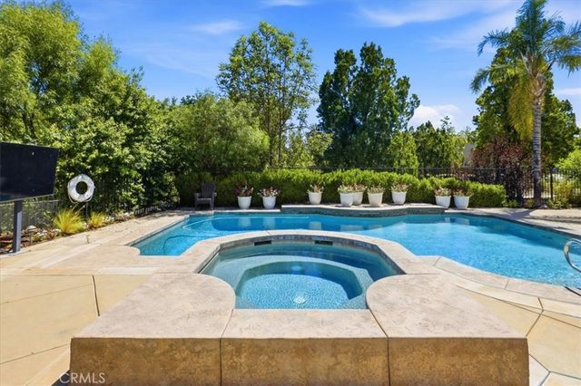 685 Payette Circle, Corona, CA 92881