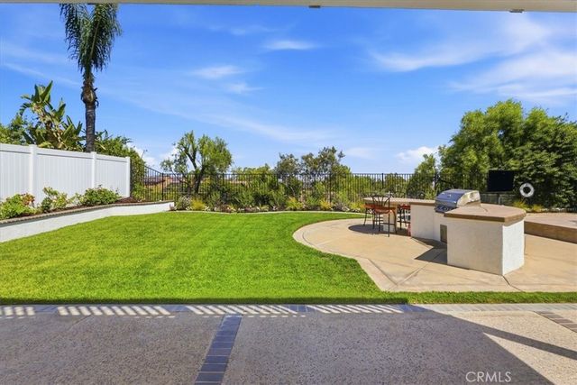 685 Payette Circle, Corona, CA 92881