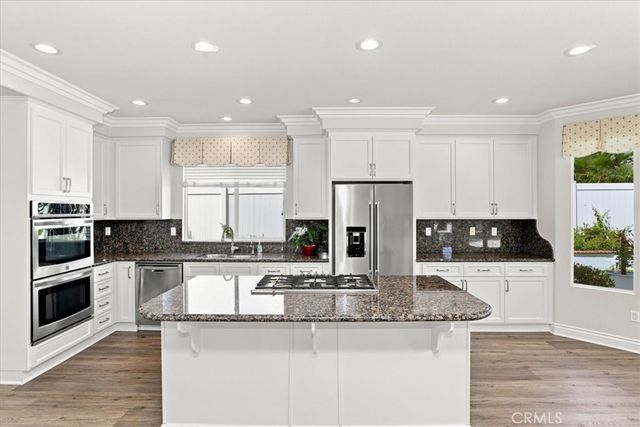 685 Payette Circle, Corona, CA 92881