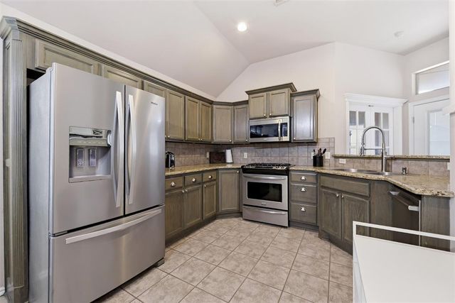 16616 La Paloma Lane, Edmond, OK 73012