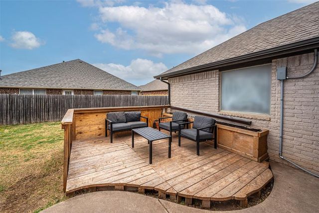 16616 La Paloma Lane, Edmond, OK 73012