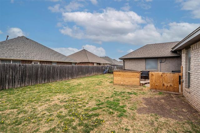 16616 La Paloma Lane, Edmond, OK 73012