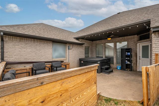 16616 La Paloma Lane, Edmond, OK 73012