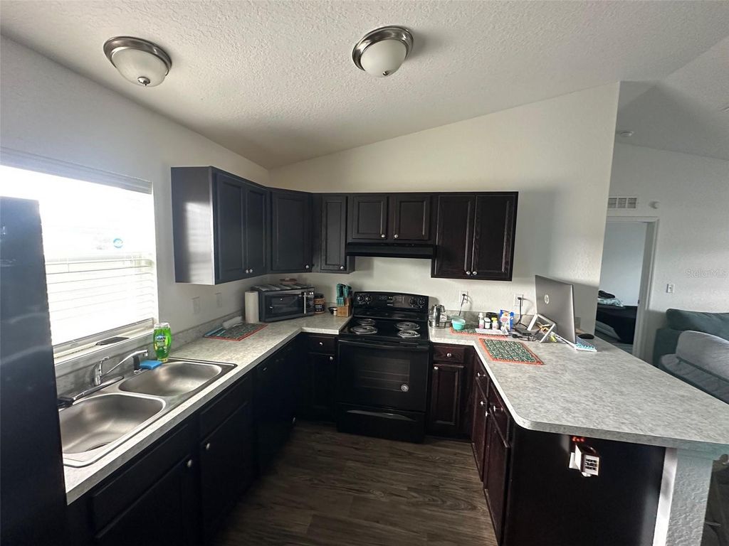 Image 5 of property listing at 103 MARION OAKS DRIVE, Ocala, FL 34473