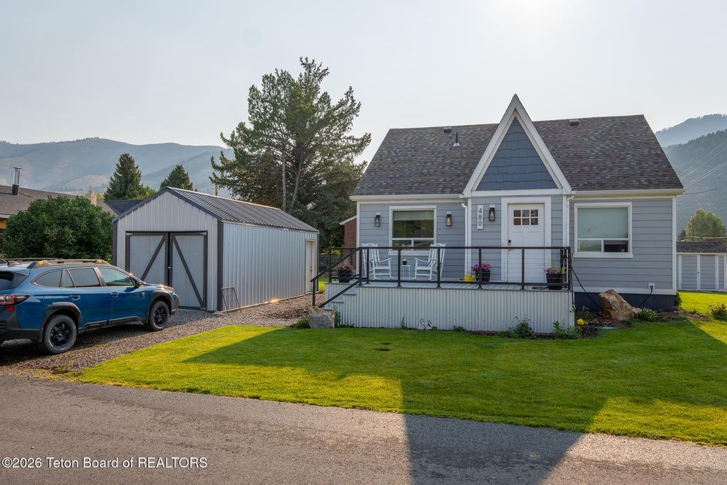 489 JACKSON Street, Afton, WY 83110 photo 1