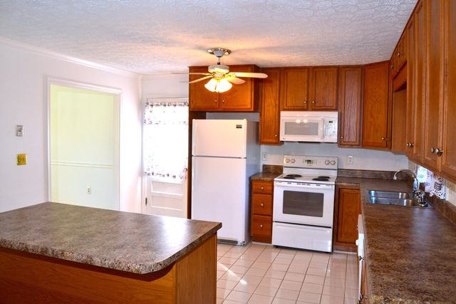 5012 Buffalo CIR, Salem, VA 24153