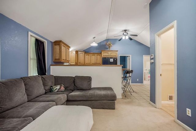 3711 N 67th Street, Kansas City, KS 66104