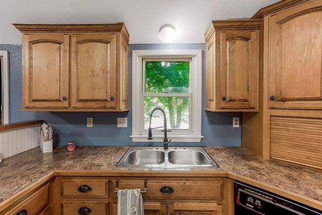 3711 N 67th Street, Kansas City, KS 66104