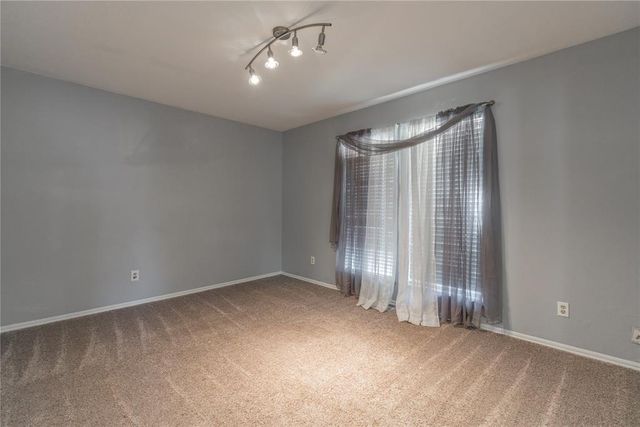 6209 Inland Road, Warr Acres, OK 73132