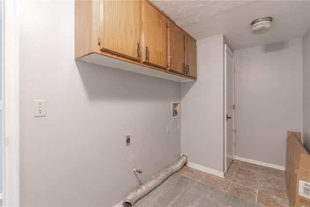 6209 Inland Road, Warr Acres, OK 73132