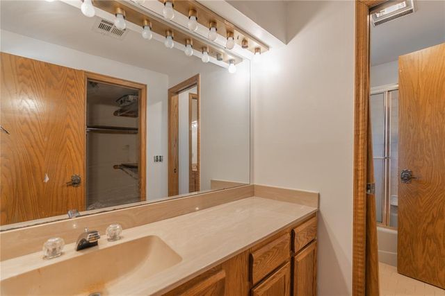 6209 Inland Road, Warr Acres, OK 73132