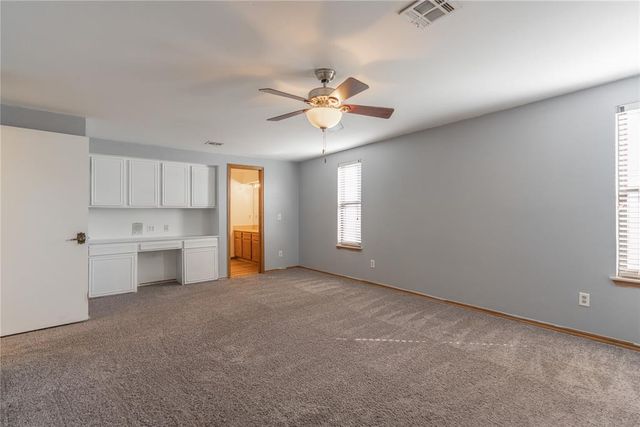 6209 Inland Road, Warr Acres, OK 73132